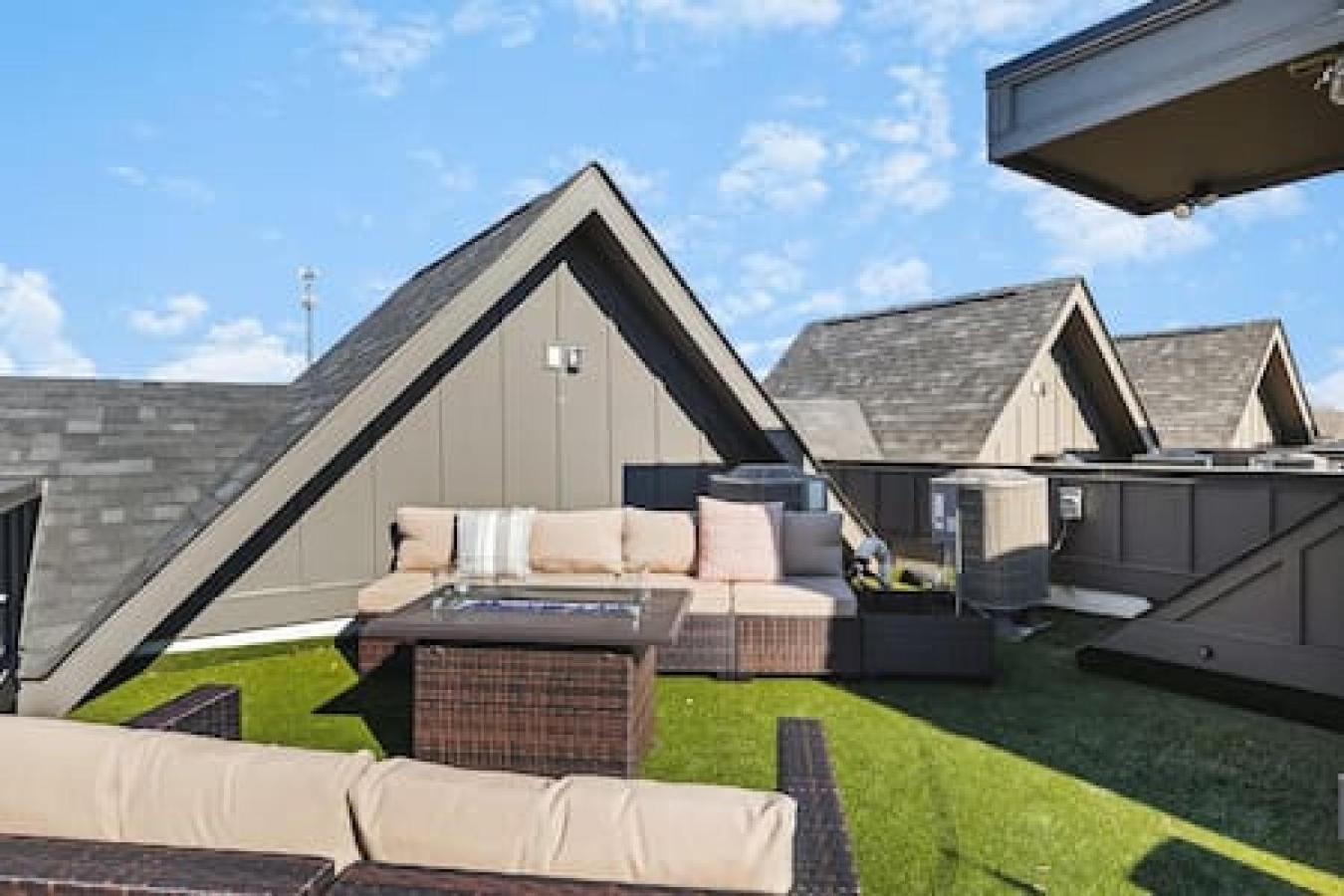 Spacious Home With Large Patio Rooftop Deck And Garage Nashville Buitenkant foto