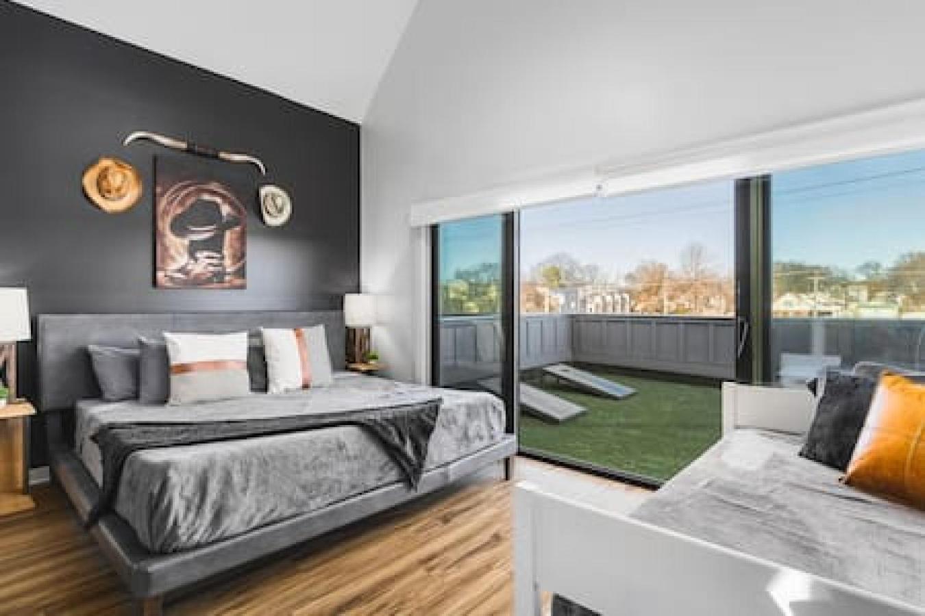 Spacious Home With Large Patio Rooftop Deck And Garage Nashville Buitenkant foto